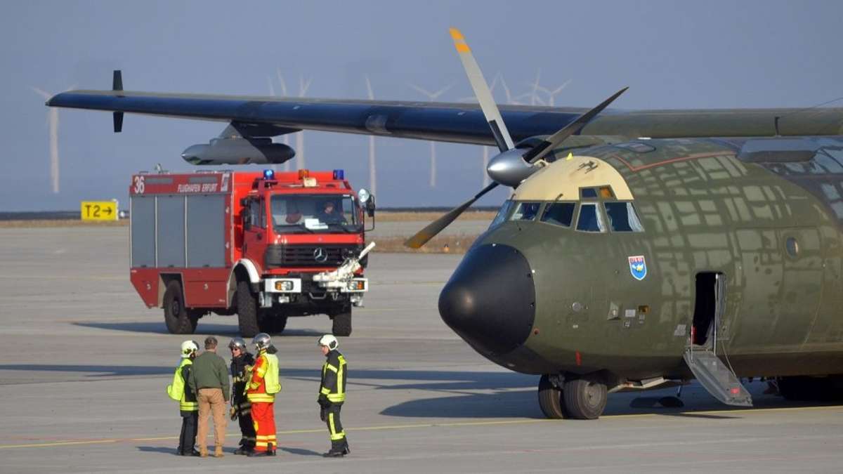 Thüringen: Alarm in Erfurt: Transportflugzeug der Bundeswehr muss notlanden