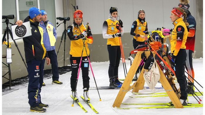 Wintersport: Hochbetrieb in der Oberhofer Skihalle
