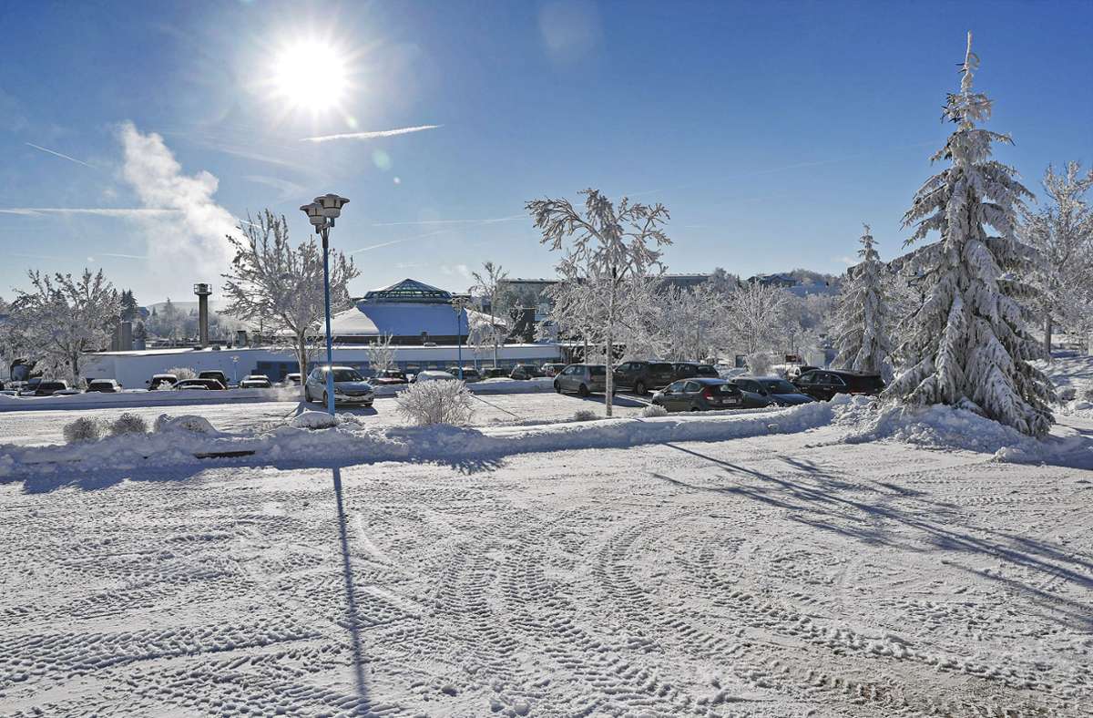 Die Zufahrt zur Therme ist während der Weltmeisterschaften in Oberhof stets gewährleistet. Der Parkplatz steht einzig den Gästen des Hauses zur Verfügung. Foto: Michael Bauroth