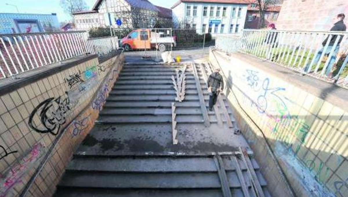 Suhl/ Zella-Mehlis: Treppenmarkierung erfolgt erst im Frühjahr 2012