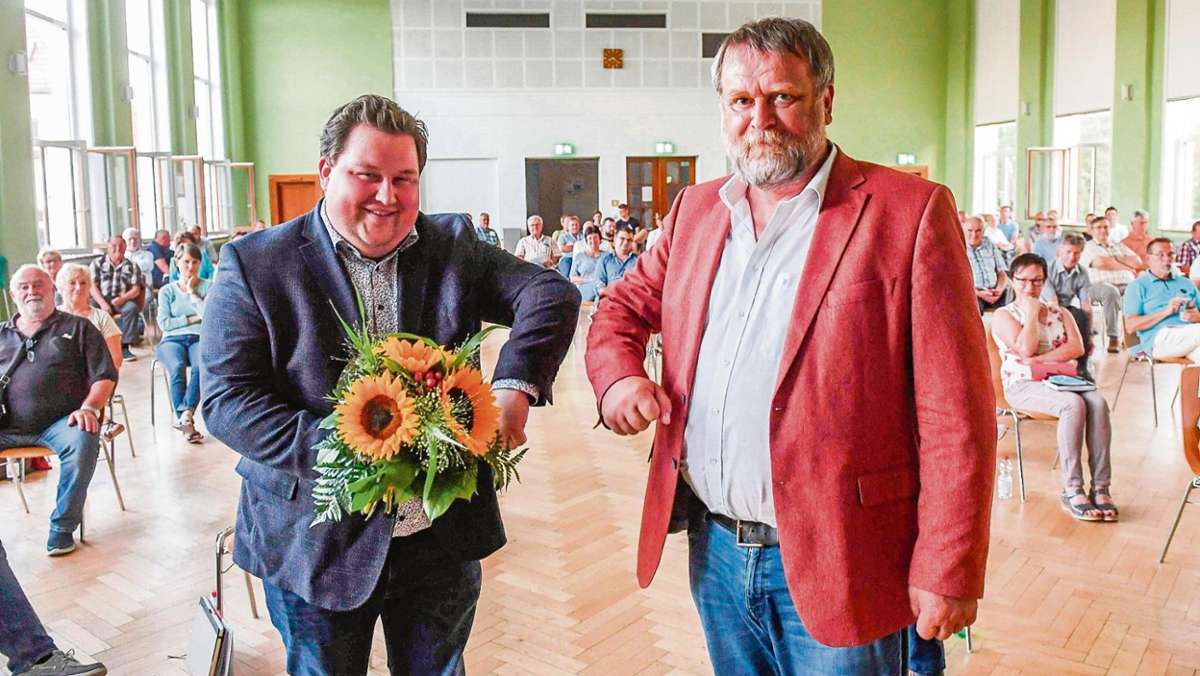 Hildburghausen: Other: Obst blamiert sich sowie die Kreis- und die Landes-CDU