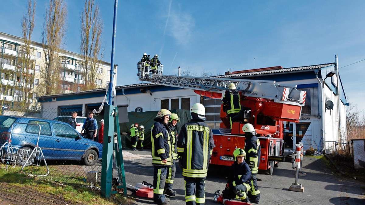 Meiningen: Werkstatt-Ofen löst Brand aus - drei Verletzte