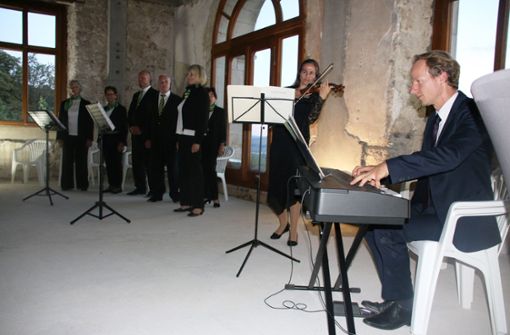 Das Ensemble Ton-Art  aus Apolda beeindruckte die Besucher mit einem besonderen  Konzert an einem besonderen Ort. Foto: Sibylle Bießmann