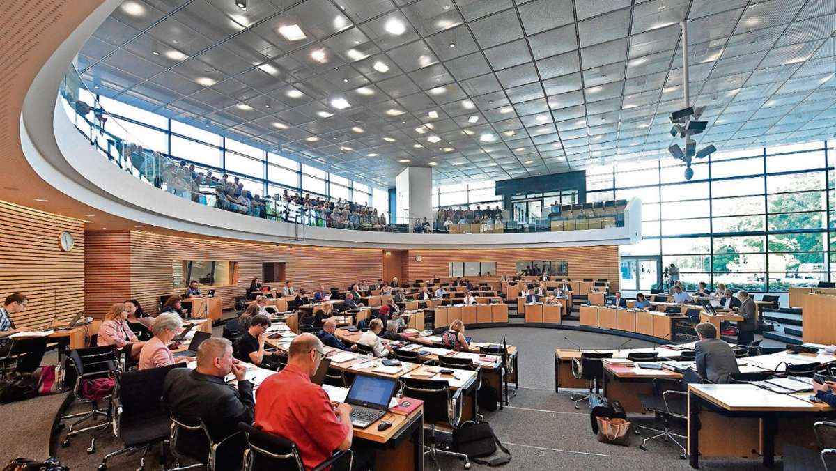 Thüringen: Rot-Rot-Grün plant Paritätsgesetz für den Landtag