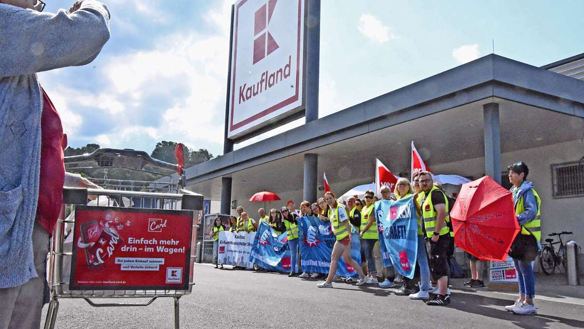 Kampf um mehr Lohn: Streik bei Kaufland in Meiningen