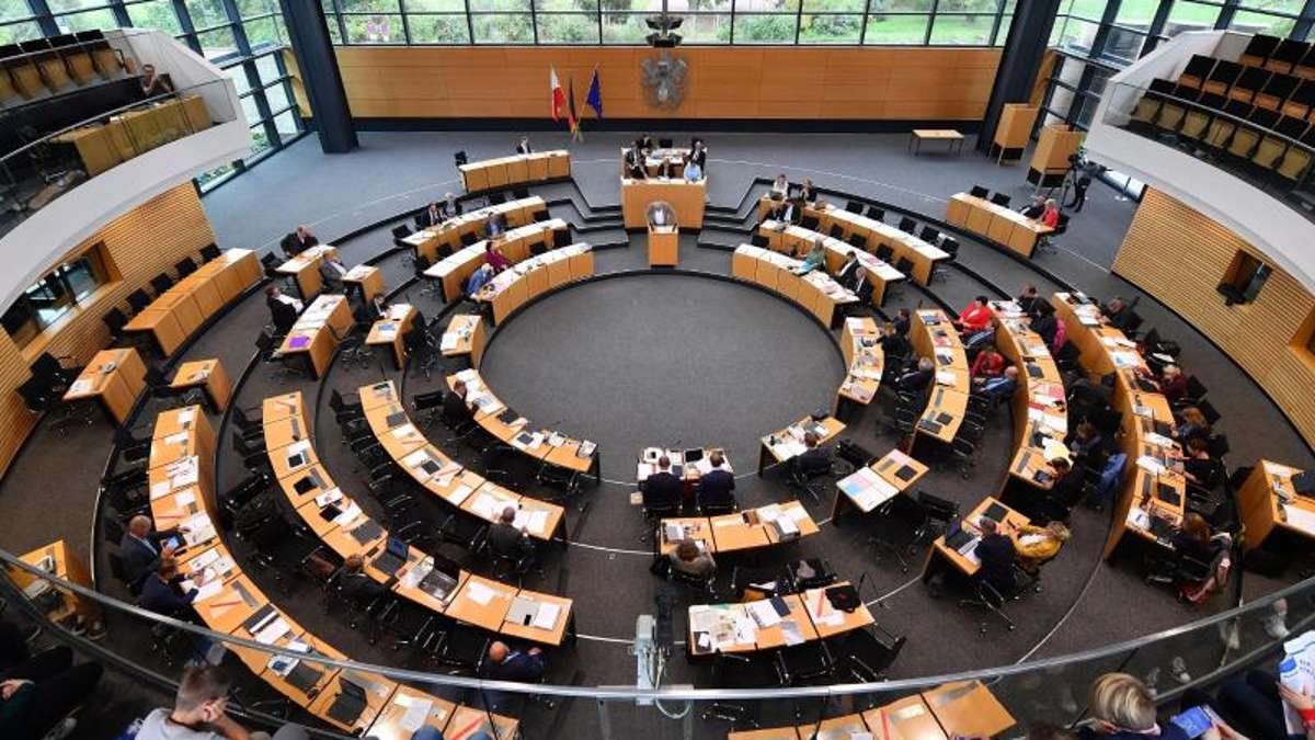 Erfurt: Studie: Für viele junge Leute sind Politiker nicht wahrhaftig