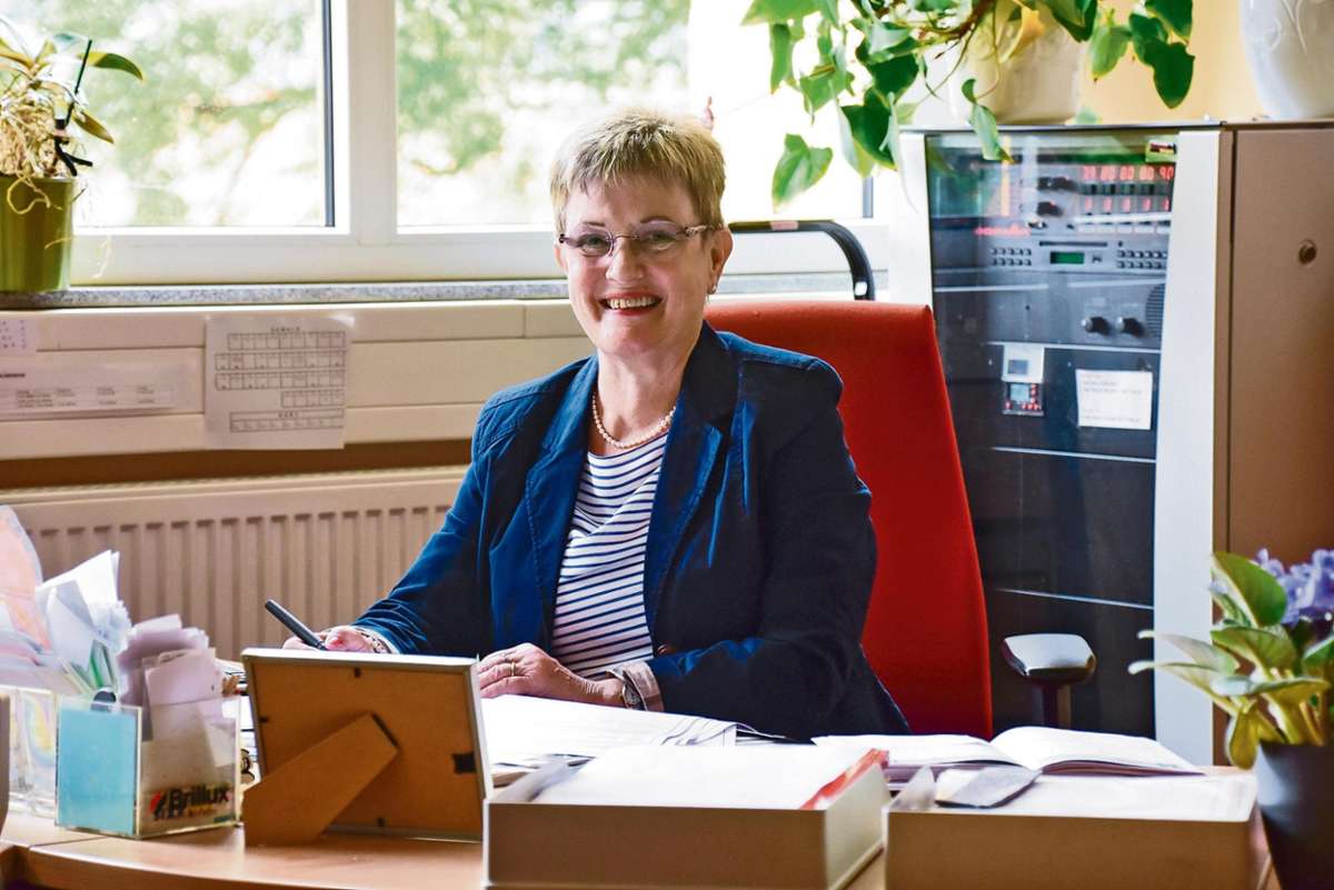 Karin Andres war seit 2004 Schulleiterin der Staatlichen Grundschule Landsbergblick in Walldorf. Jetzt geht die Zella-Mehliserin in den Ruhestand. Foto: Markus Kilian