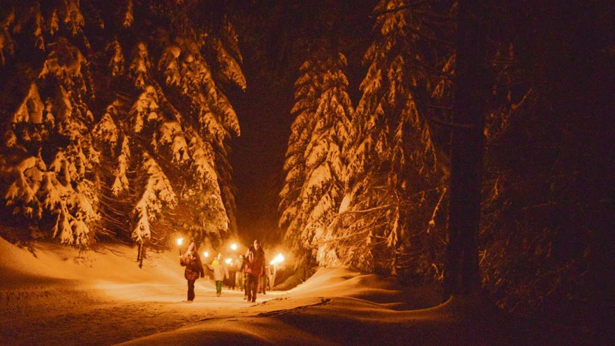 Suhl/ Zella-Mehlis: Lichtmessfeuer auf dem Schneekopf