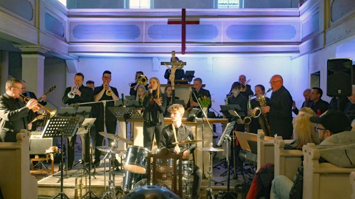 Bigband-Groove in der Kirche Goldlauter